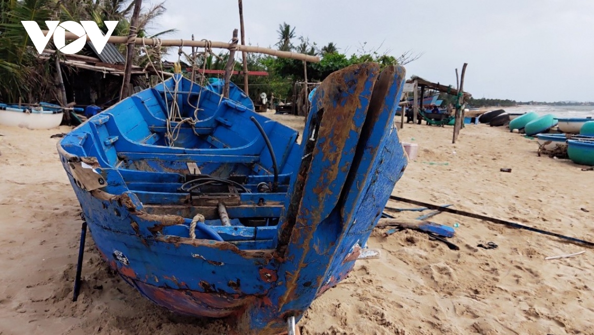 phu yen ho tro 15-30 trieu dong moi ho co nha bi sap, tau thuyen hu hong hinh anh 1