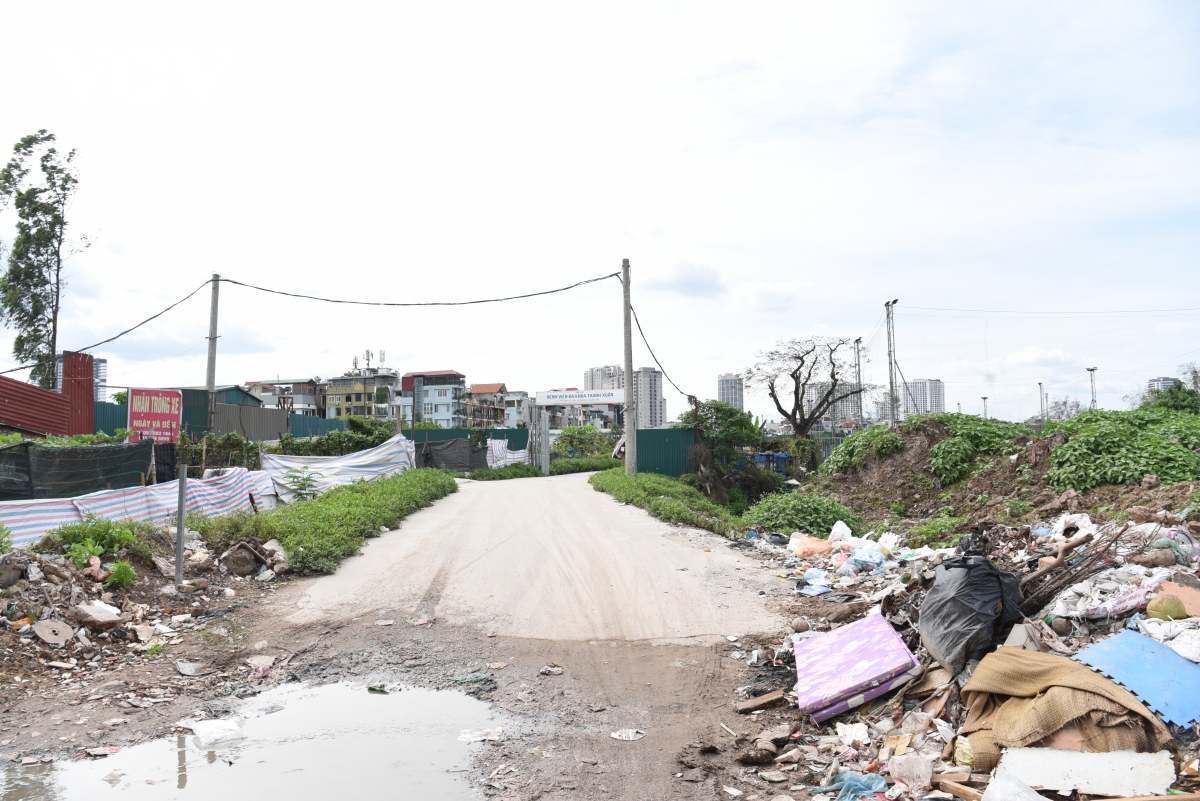 tuyen duong vanh dai 2,5 doan Dam hong - giai phong ngon ngang, nhech nhac hinh anh 9