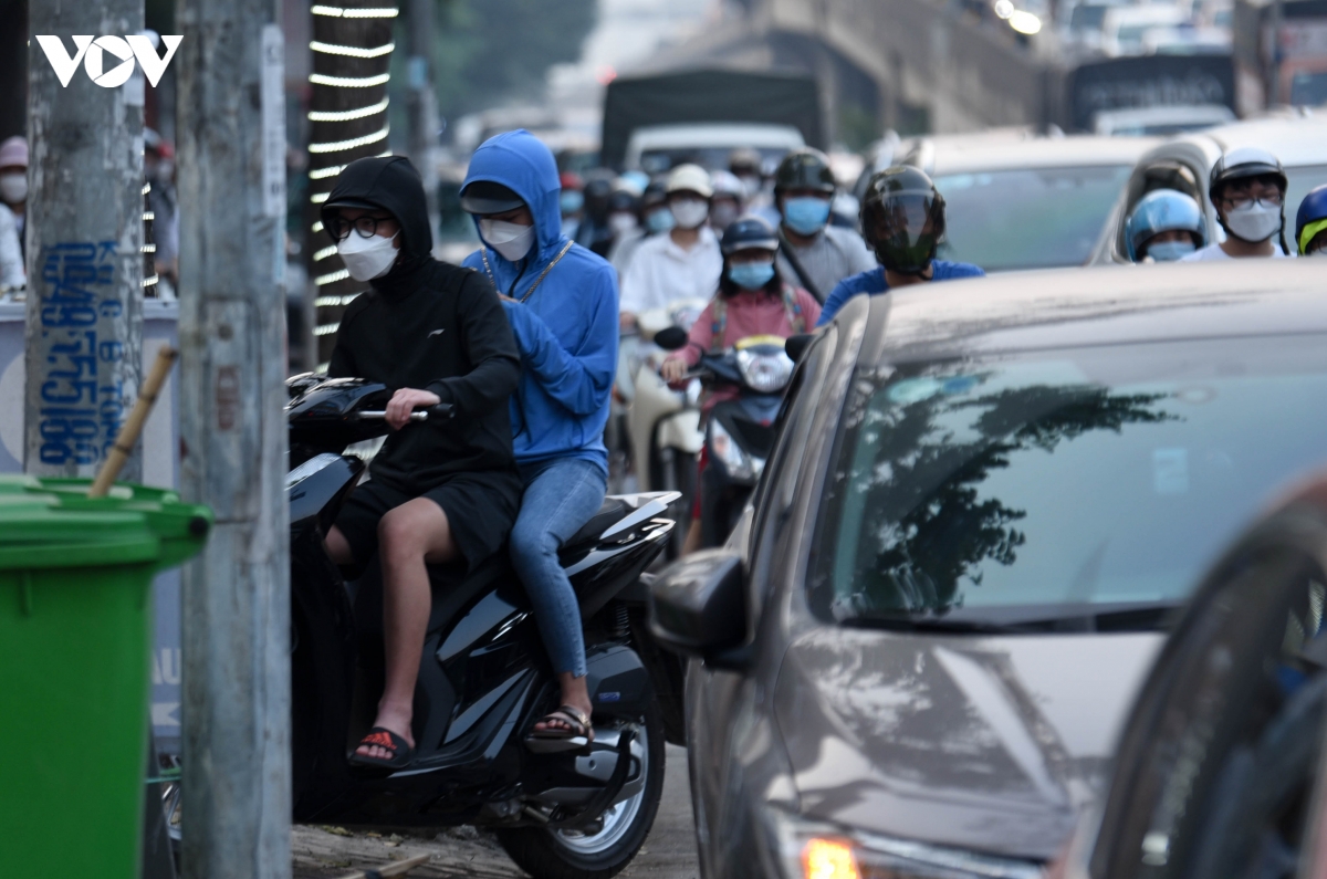 cua ngo thu do un tac nghiem trong tu chieu den toi muon hinh anh 12