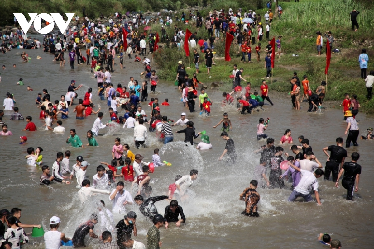 lai chau don hon 70.000 luot khach trong tuan du lich van hoa nam 2022 hinh anh 1