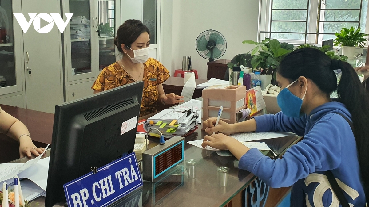Nhận BHXH một lần là “lợi trước mắt, hại lâu dài"