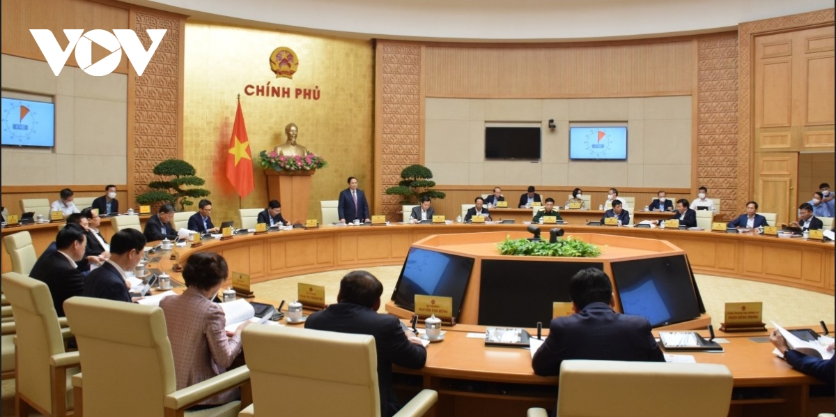 Government chief orders drastic changes to deal with future challenges