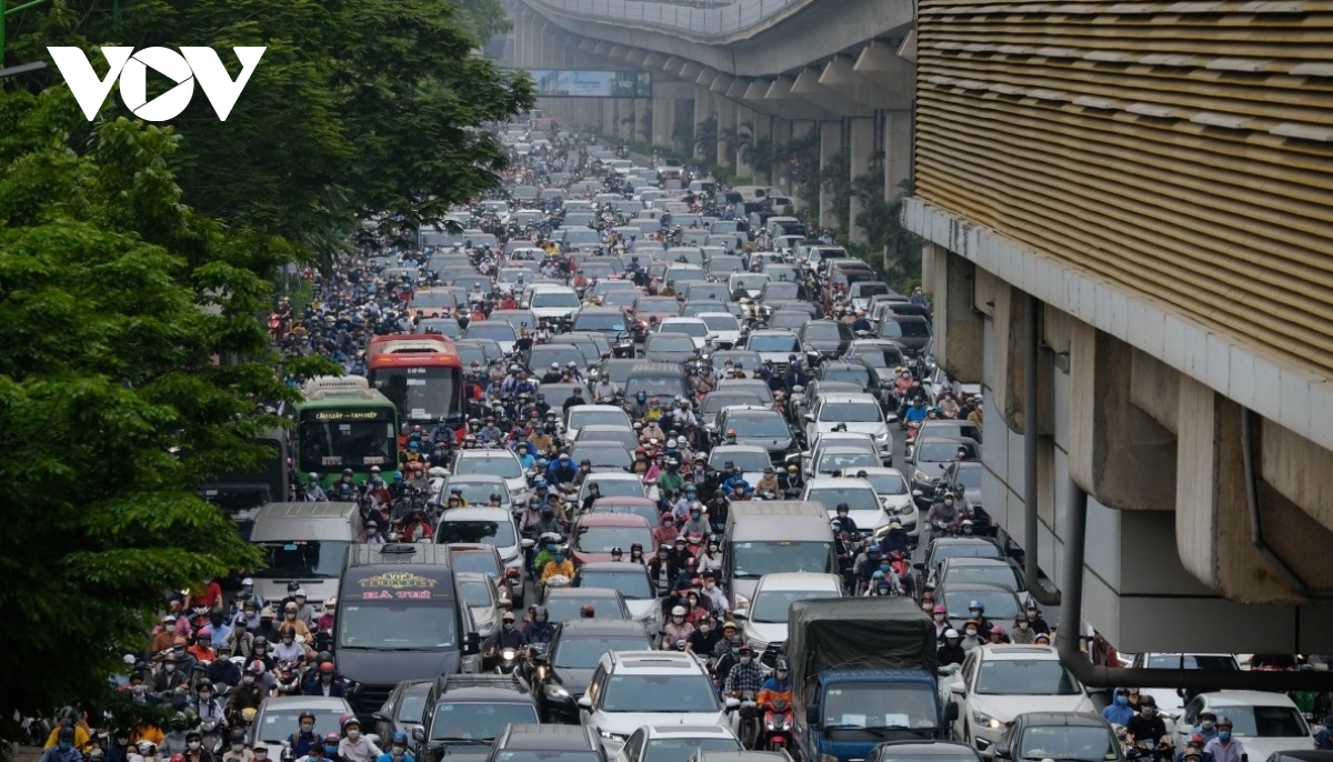 Lý giải nguyên nhân thường xuyên tắc đường thời gian gần đây ở Hà Nội