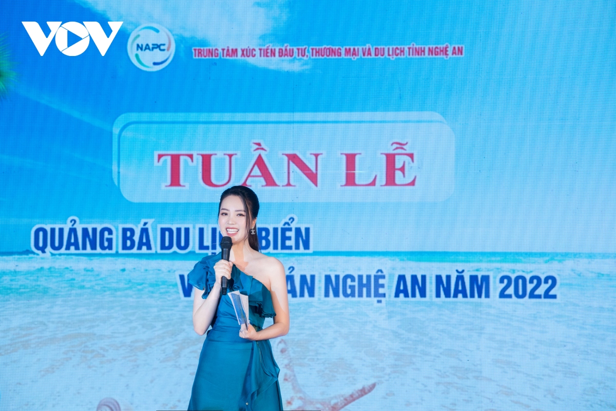 A hau thuy van rang ro o toa dam du lich nghe an hinh anh 4