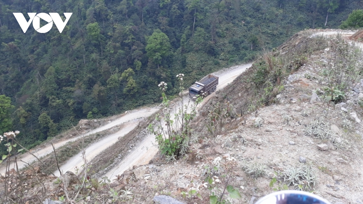 nguoi dan yen bai to doanh nghiep khai thac khoang san anh huong den doi song hinh anh 5