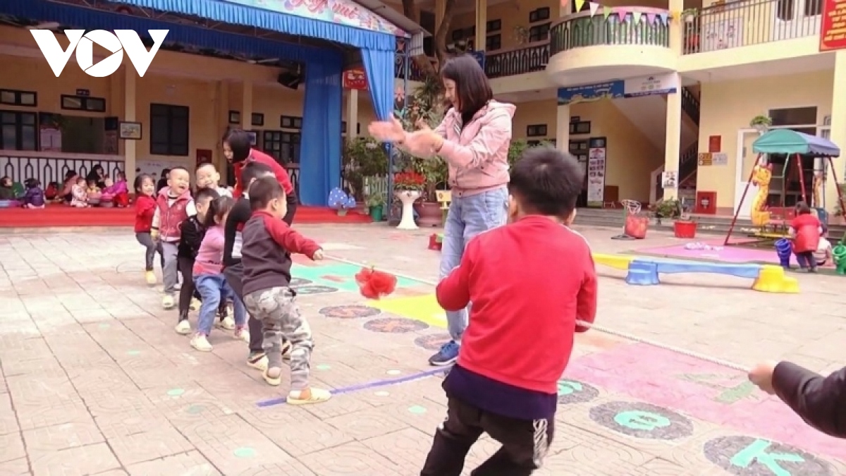 kinh te - xa hoi phat trien, mien nui thay doi tung ngay hinh anh 3