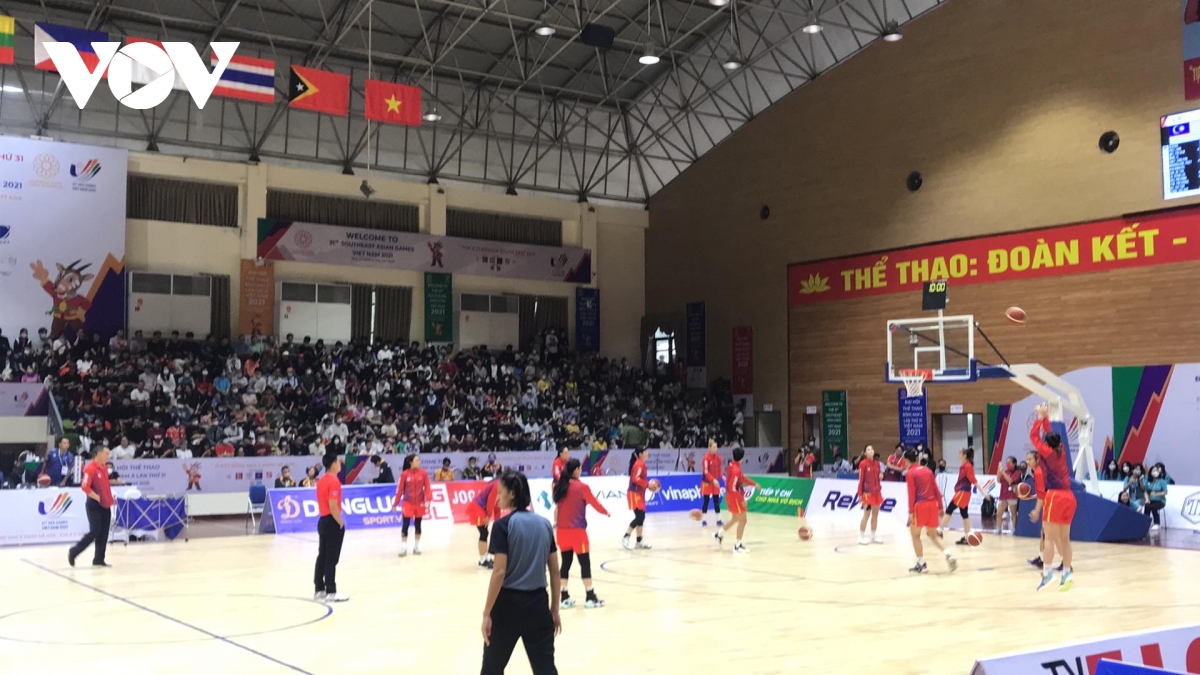 sea games 31 ngay 21 5 An tuong mon lan va Dt bong da nu viet nam hinh anh 22