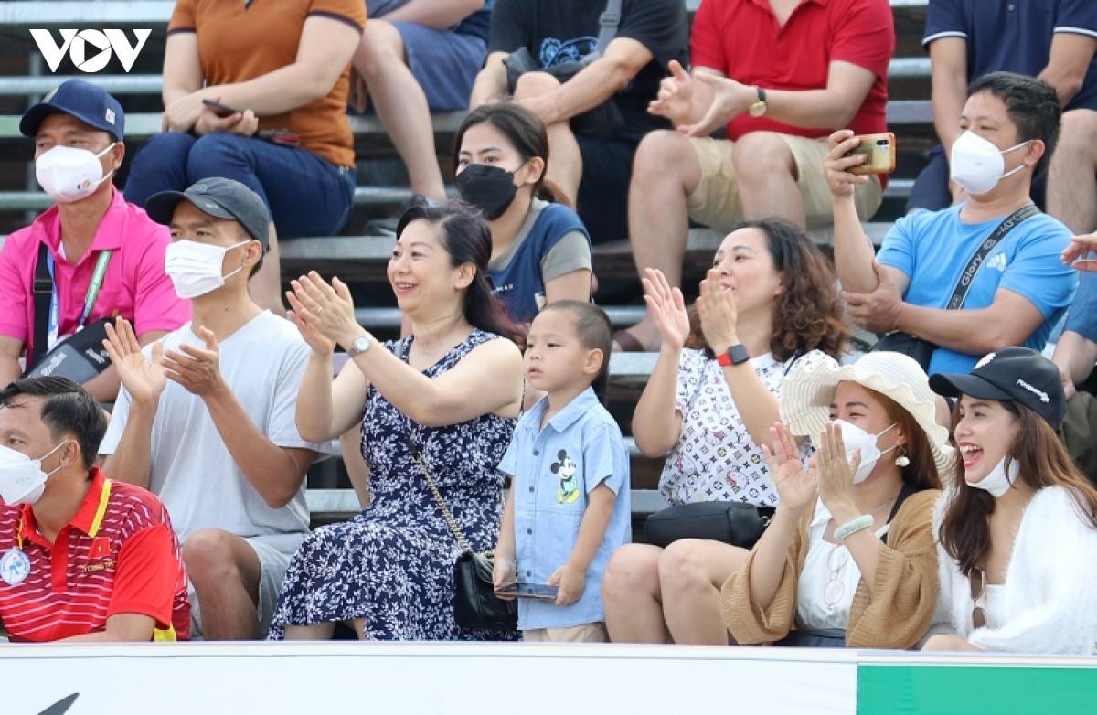 sea games 31 bong nem bai bien viet nam co chien thang thu 2 lien tiep hinh anh 7