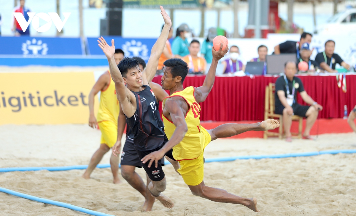 the thao viet nam khoi dau sea games 31 bang tran thang an tuong cua bong nem bai bien hinh anh 2