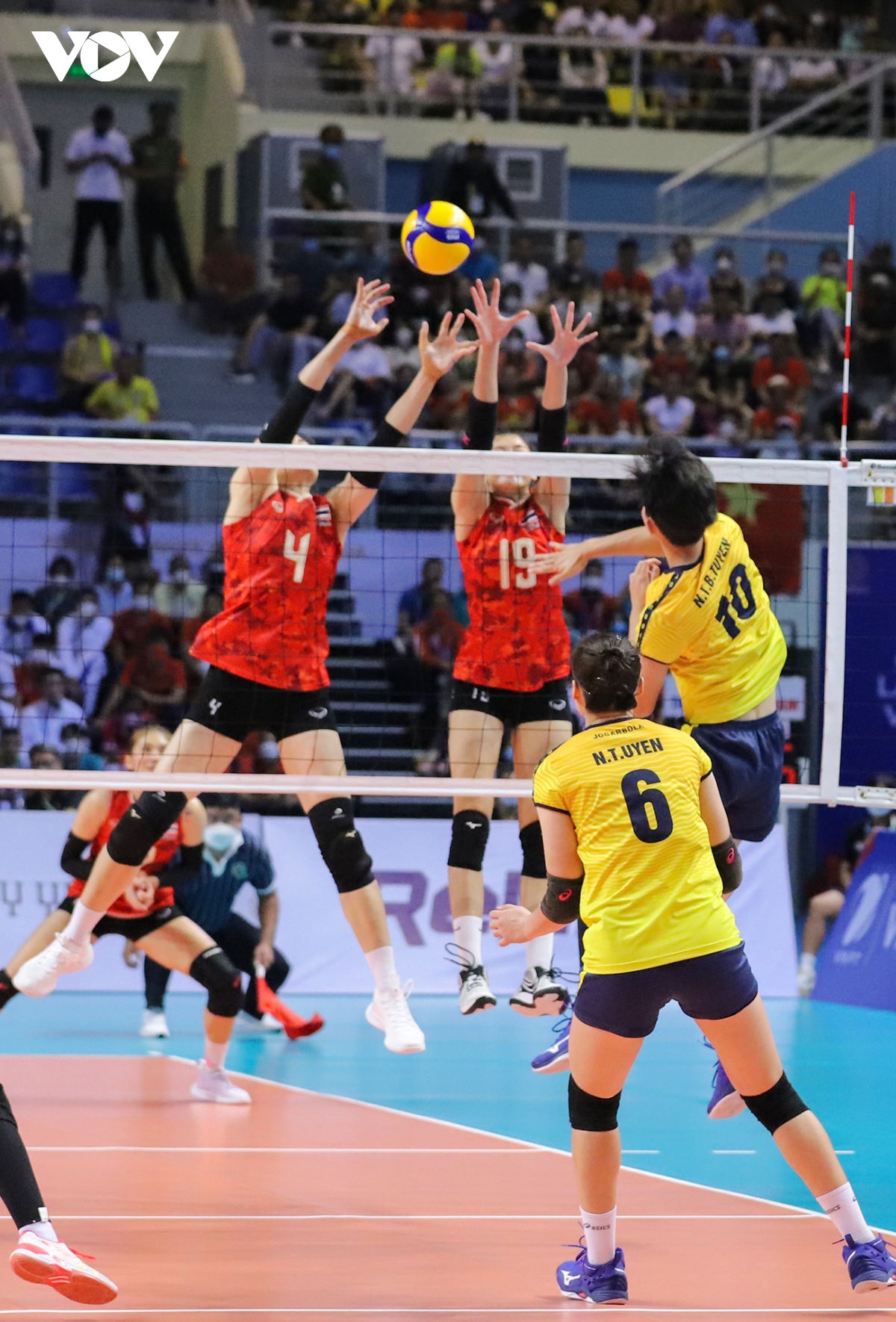 bong chuyen nu viet nam lo hen hcv sea games 31 hinh anh 4