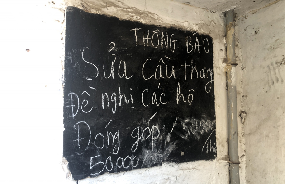 cuoc song ben trong cac can biet thu cu o ha noi hinh anh 5