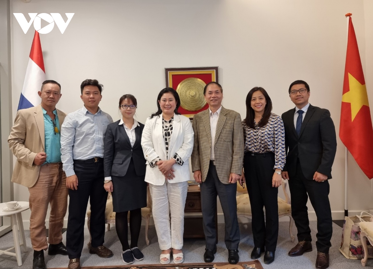 Đa i sư pha m viê t anh dự triển lãm công nghệ hydro quốc tế tại hà lan hình ảnh 1 Da i su pha m vie t anh du trien lam cong nghe hydro quoc te tai ha lan hinh anh 1