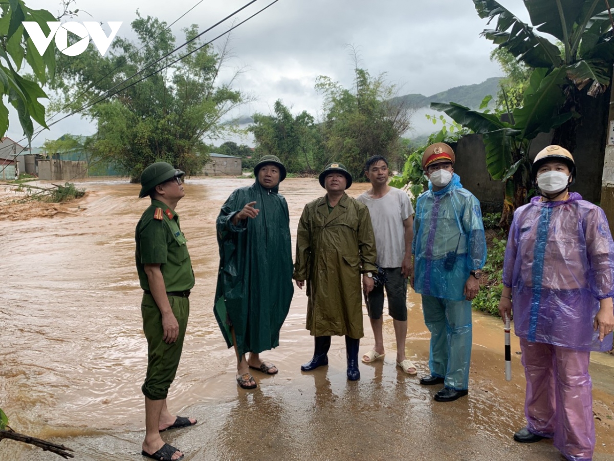 bac giang khan truong khac phuc thiet hai do mua lu hinh anh 7