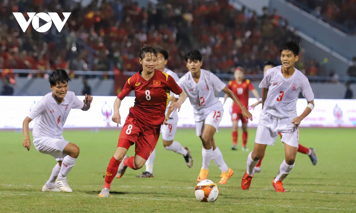 sea games 31 san cam pha chay ruc mung tuyen nu viet nam vao chung ket hinh anh 11