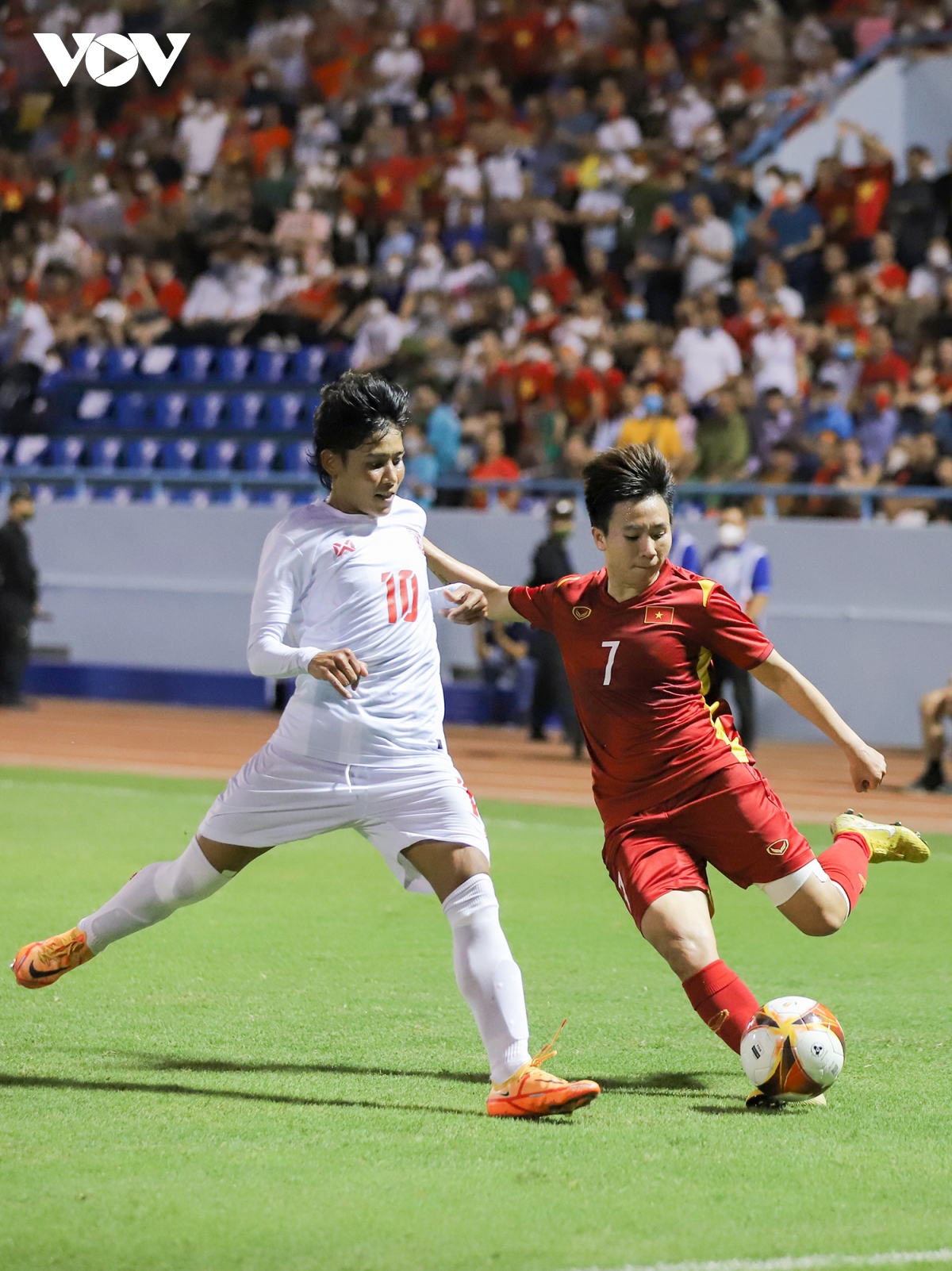 sea games 31 san cam pha chay ruc mung tuyen nu viet nam vao chung ket hinh anh 9