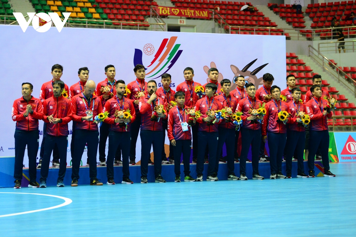 sea games 31 ngay 20 5 An tuong bong ban va bong chuyen nam hinh anh 10