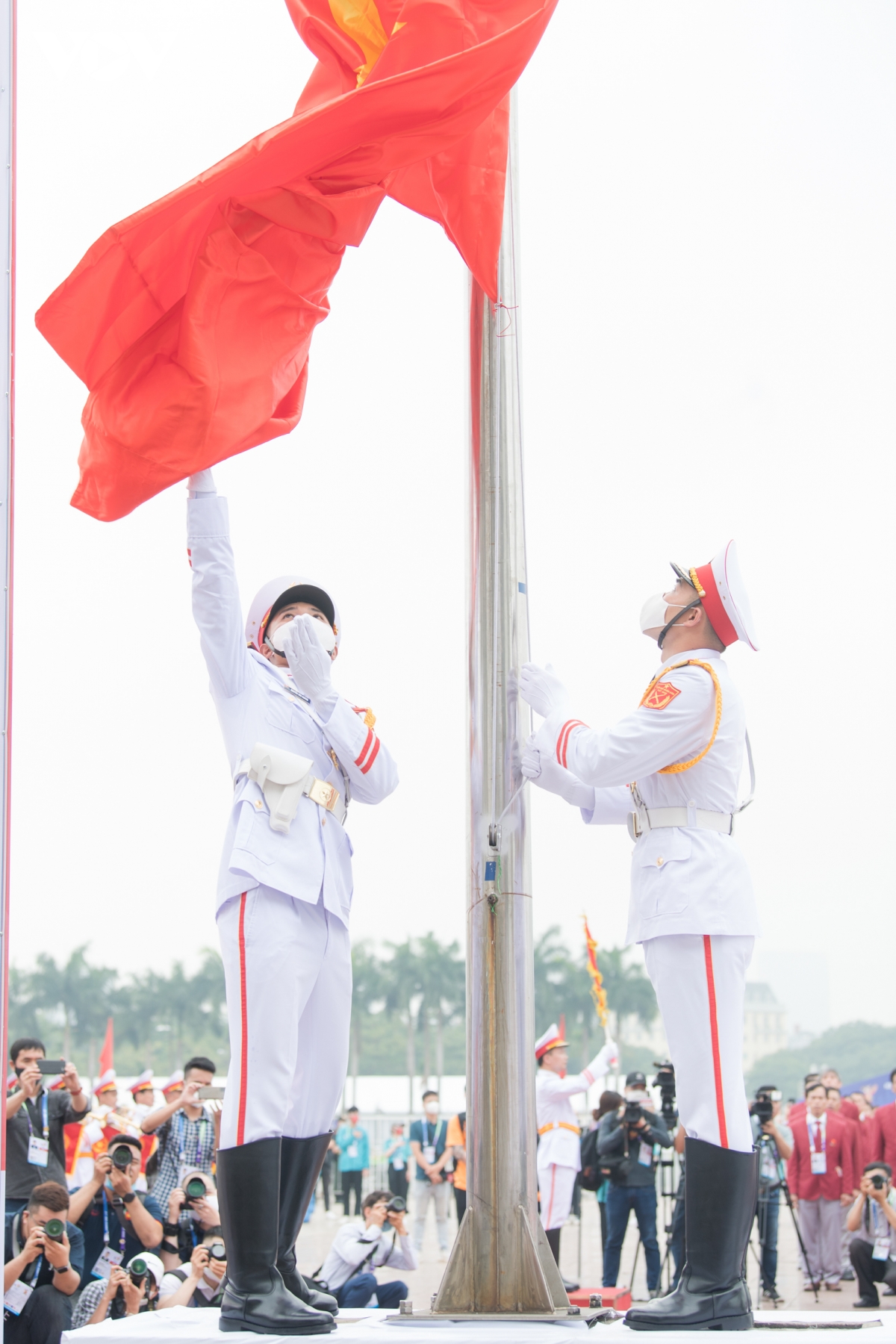 quốc kỳ 11 nước tham dự sea games 31 tung bay trước svĐ mỹ Đình hình ảnh 9 quoc ky 11 nuoc tham du sea games 31 tung bay truoc svD my Dinh hinh anh 9