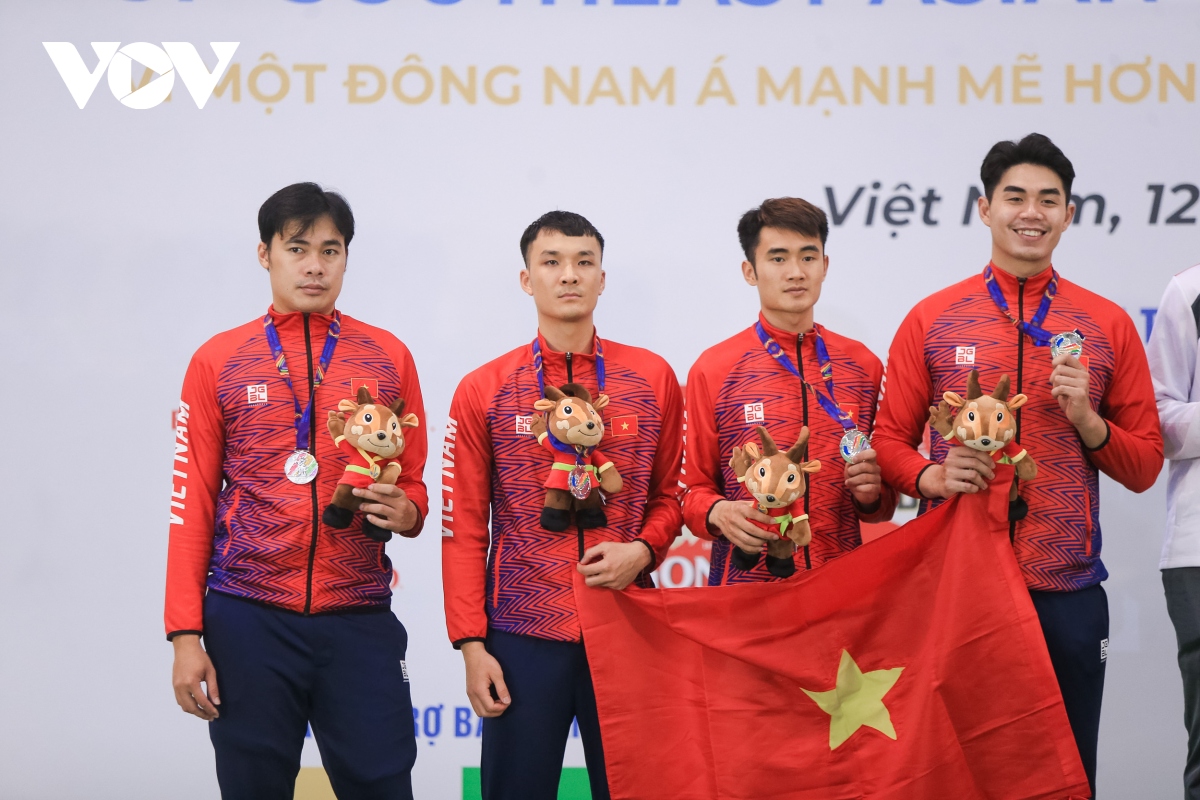 Đội tuyển đấu kiếm việt nam tuột mất vàng trong tiếc nuối hình ảnh 17 Doi tuyen dau kiem viet nam tuot mat vang trong tiec nuoi hinh anh 17