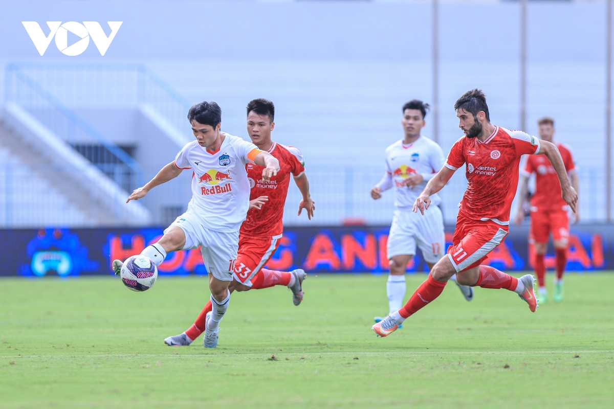 cong phuong noi nong voi ngoai binh cua viettel fc hinh anh 1