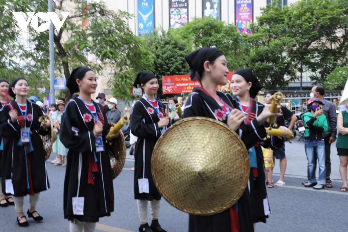 festival hue 2022 dam dac sac mau van hoa hinh anh 3