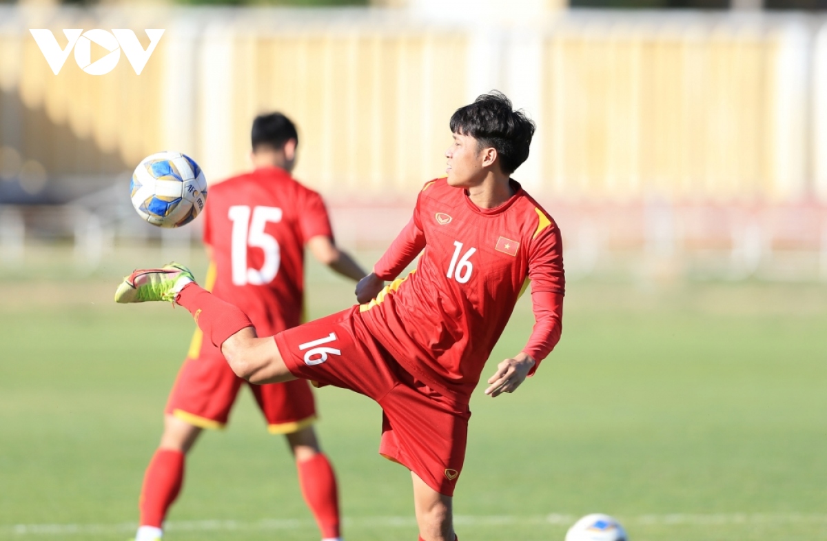 u23 viet nam va u23 thai lan thi nhau di bo truoc them dai chien hinh anh 5