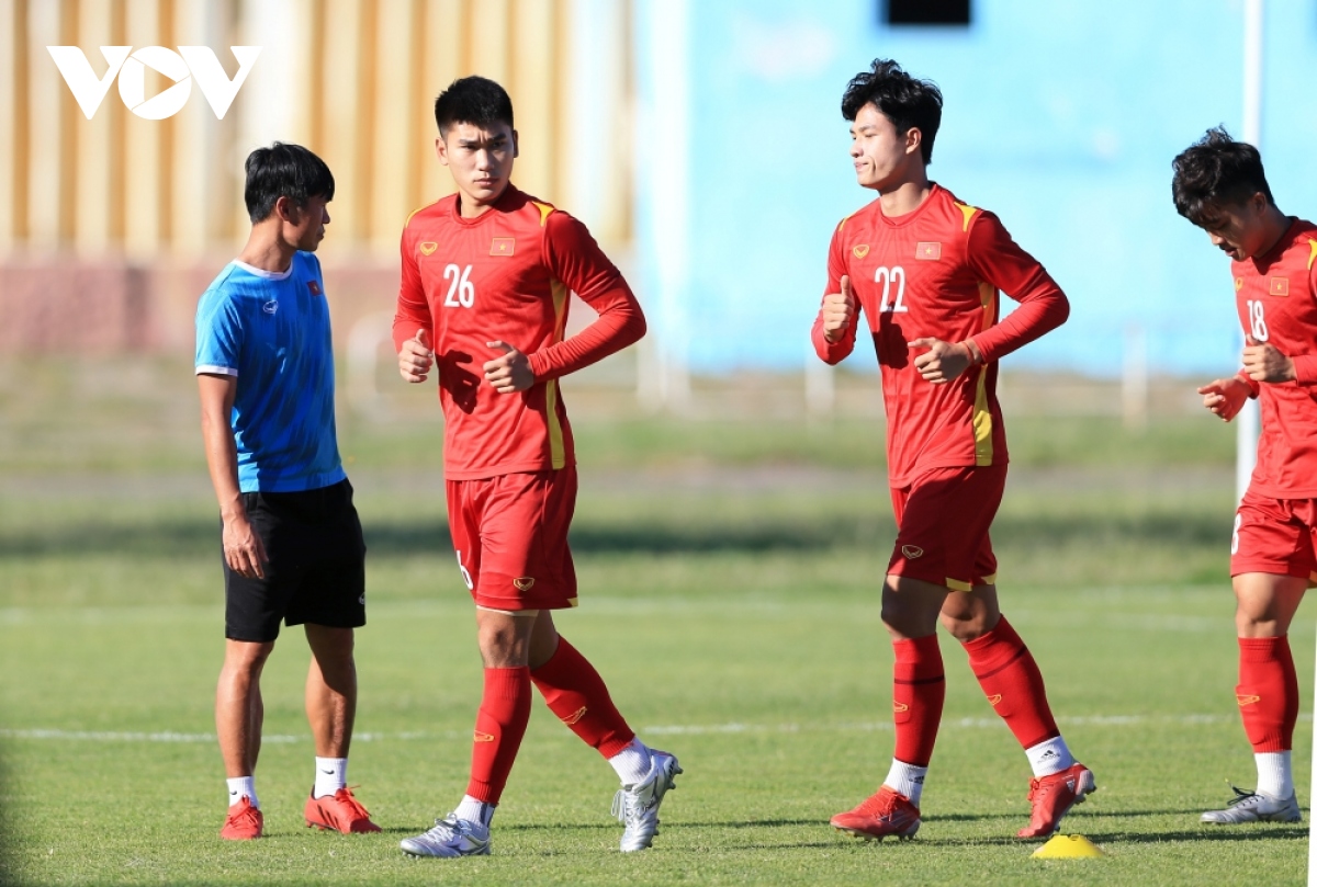 u23 viet nam va u23 thai lan thi nhau di bo truoc them dai chien hinh anh 7