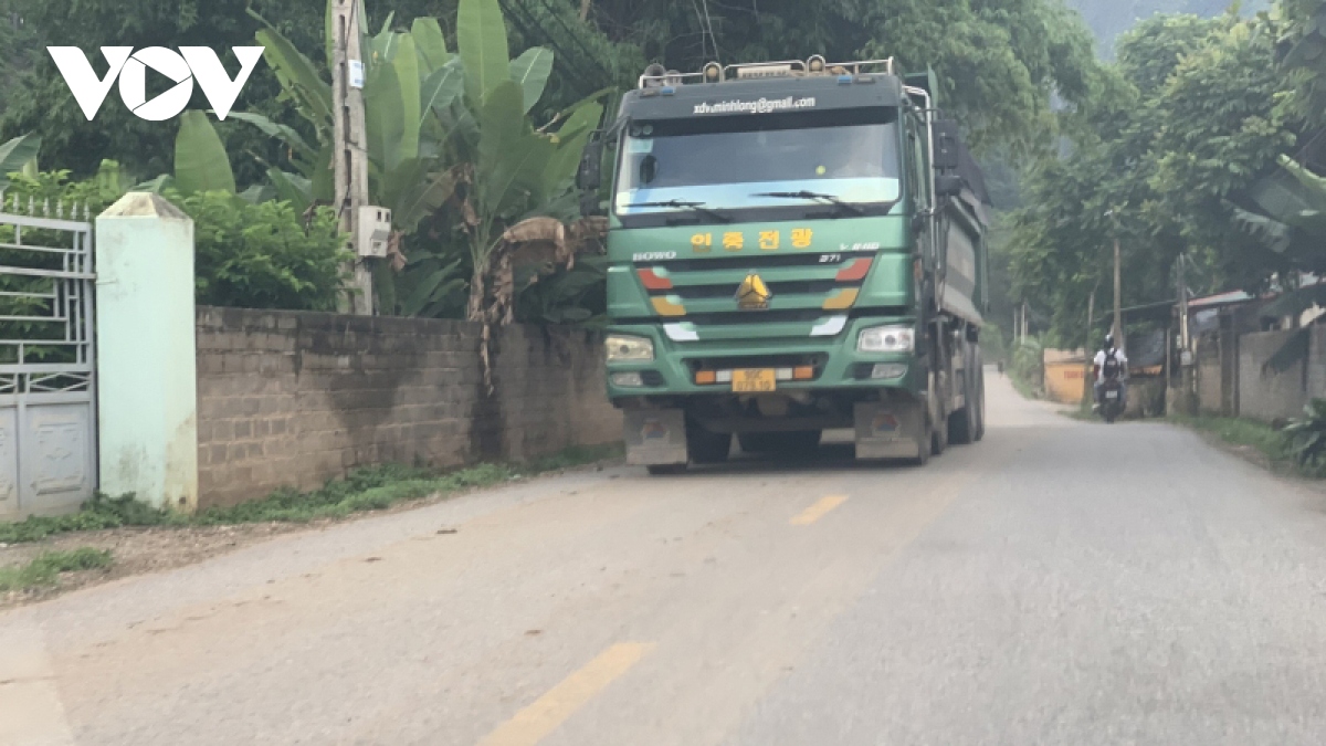 xe co dau hieu qua kho qua tai tung hoanh vang bong luc luong chuc nang hinh anh 2