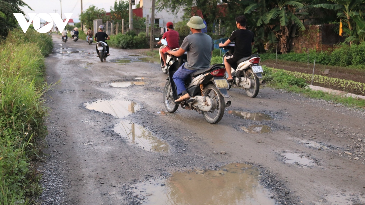Con đường “đau khổ” của người dân xã nông thôn mới ở Hải Phòng
