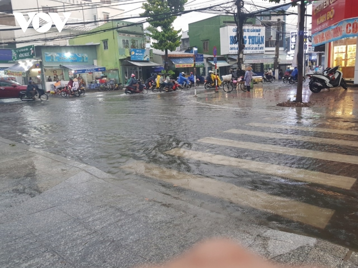 hang chuc nha dan tai tien giang bi toc mai, sap do do dong loc hinh anh 4