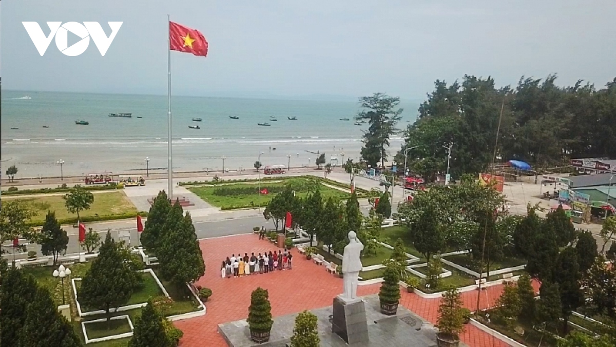 kham pha co to vien ngoc xanh giua bien troi Dong bac hinh anh 3