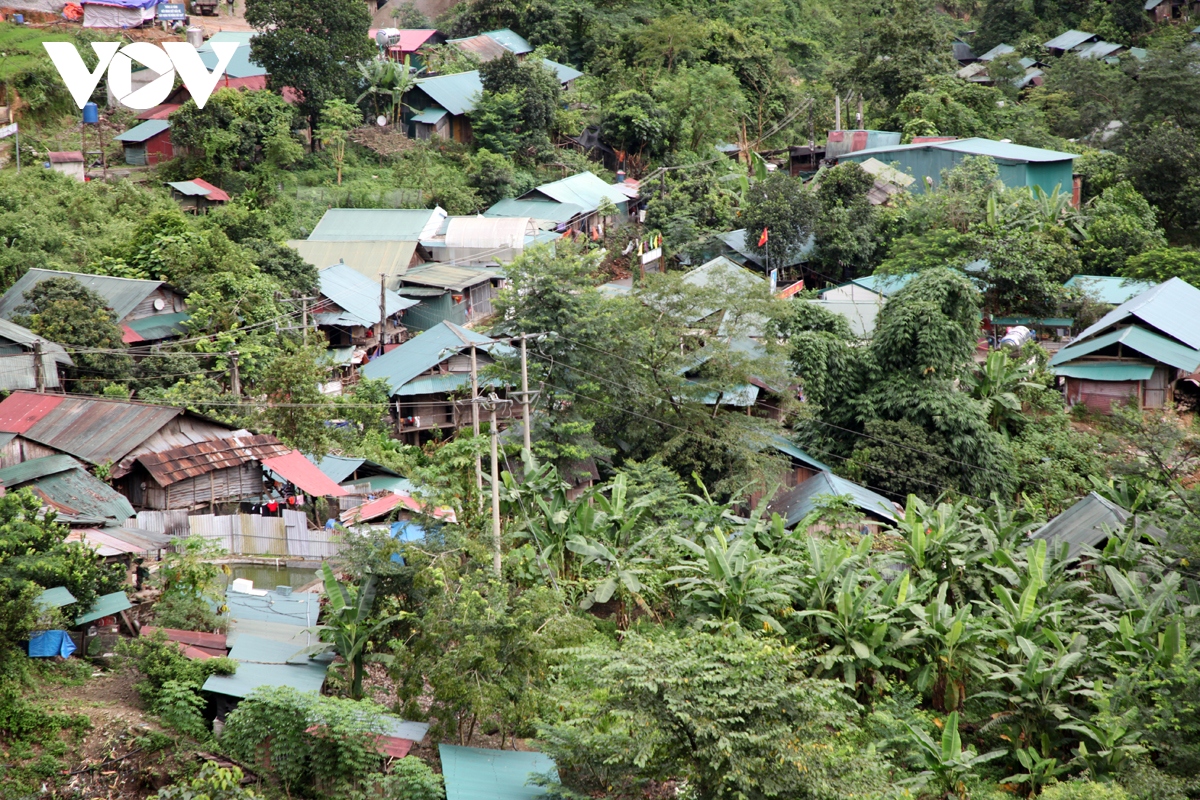 tuc xam cam cua phu nu dan toc mang o lai chau hinh anh 1