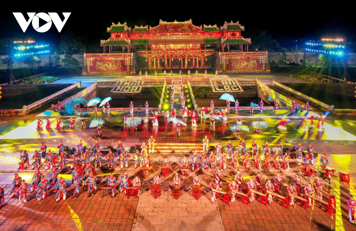 Khai mạc Festival Huế 2022 Bữa tiệc phô diễn các sắc màu văn hóa