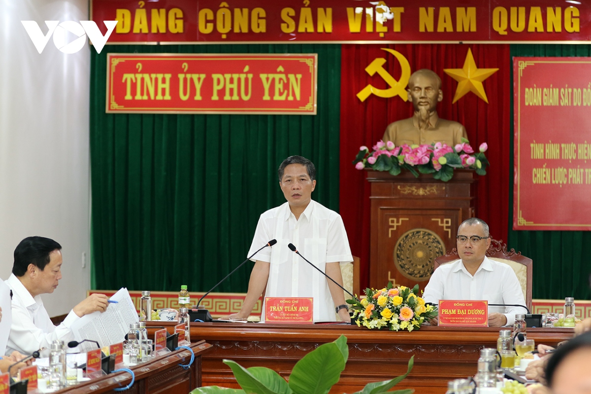 Đoàn Giám sát Ban Kinh tế Trung ương làm việc với Thường vụ Tỉnh ủy Phú Yên
