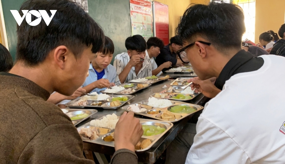 hang tram suat com mien phi tang thi sinh vung cao mu cang chai hinh anh 12