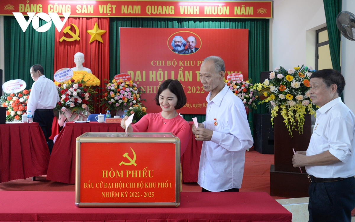 quang ninh dong loat to chuc Dai hoi chi bo thon va bau truc tiep bi thu hinh anh 1