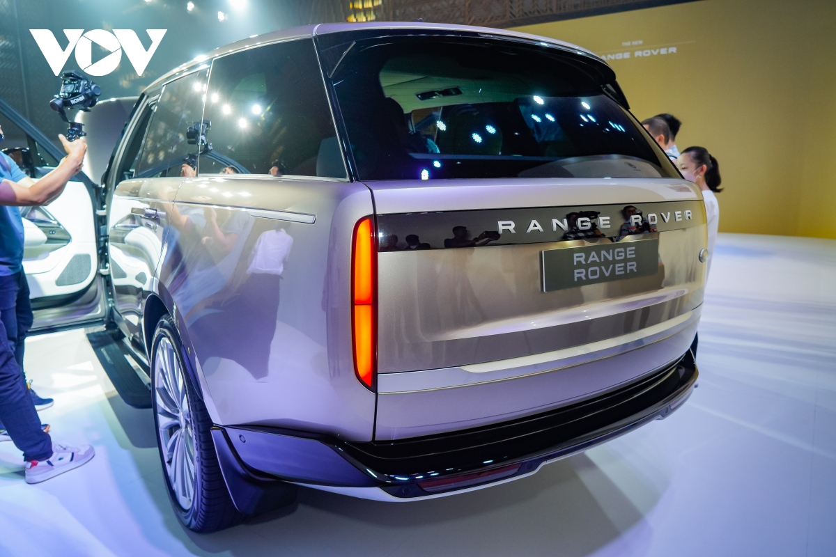 range rover swb p400 first edition gia gan 12 ty dong co gi dac biet hinh anh 8