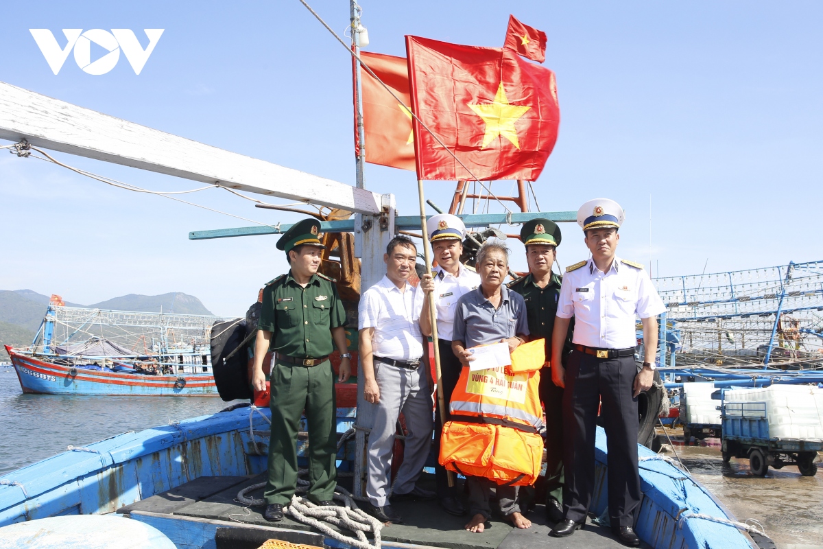 vung 4 hai quan Diem tua cho ngu dan khanh hoa hinh anh 1