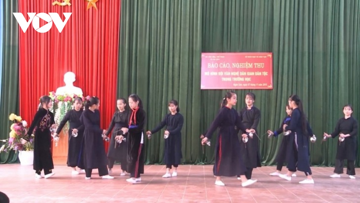 bowl folk dance of tay ethnic minority people picture 2