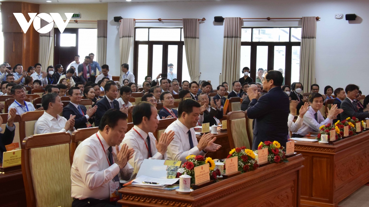 thu tuong pham minh chinh du hoi nghi xuc tien dau tu tinh hau giang hinh anh 1