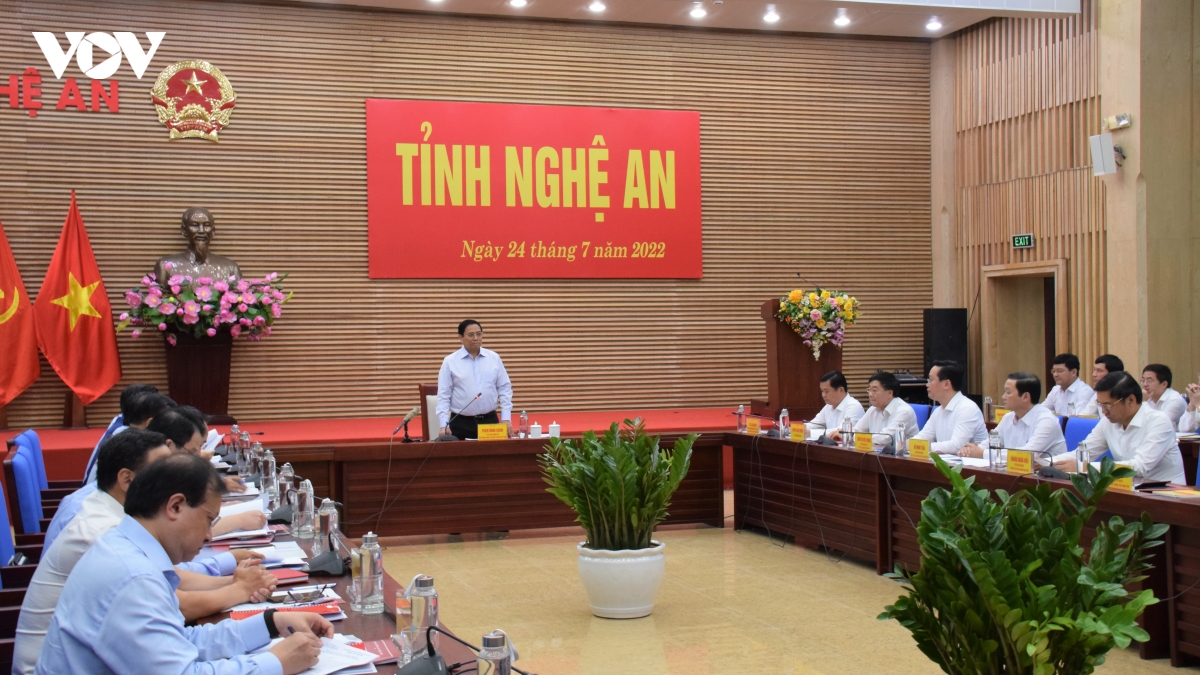 thu tuong giao nghe an day nhanh xay dung duong cao toc noi cua lo len que bac hinh anh 2