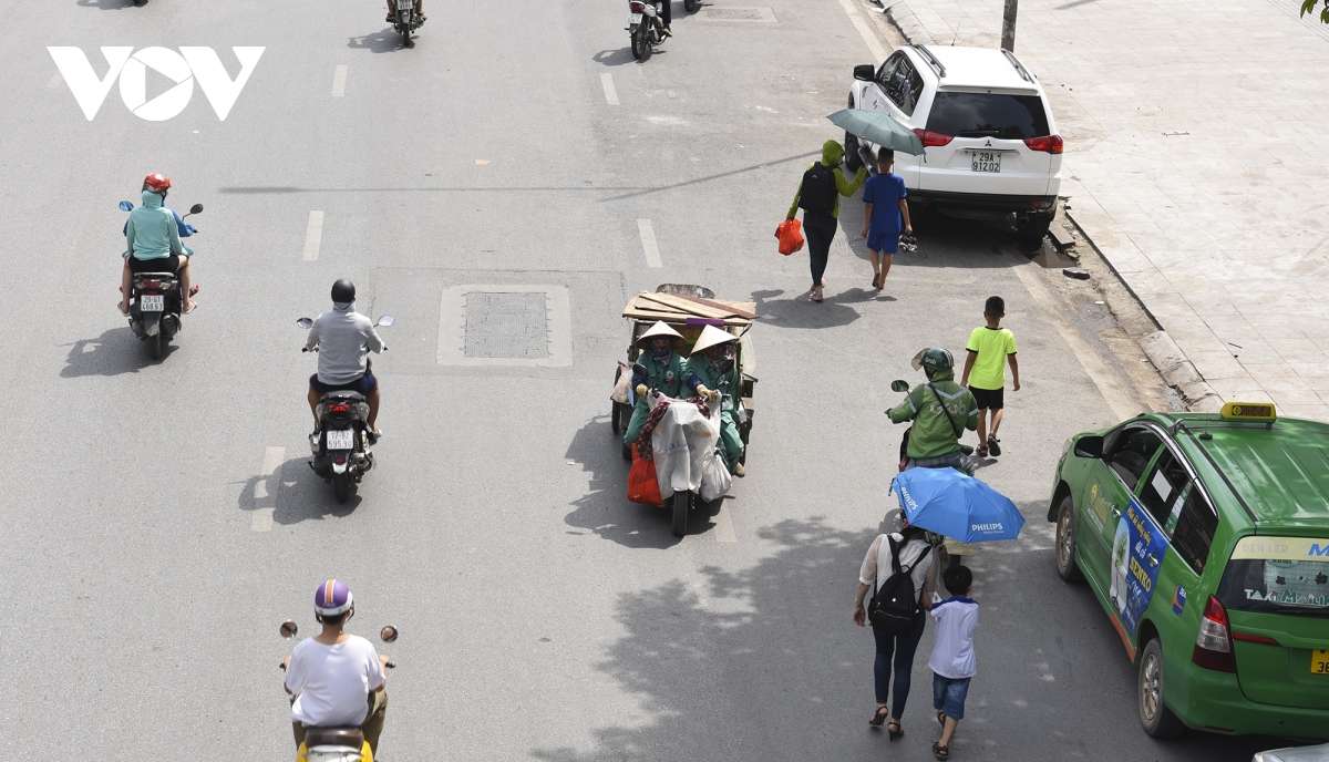 Den han phan lan tren duong nguyen trai, moi thu van chua co gi thay doi hinh anh 12