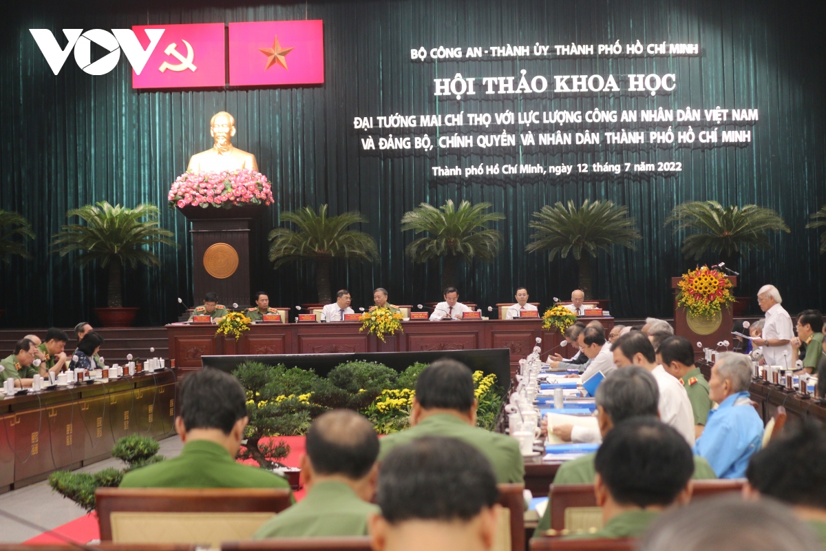 Dai tuong mai chi tho - nha lanh dao ban linh, co tam nhin xa hinh anh 1