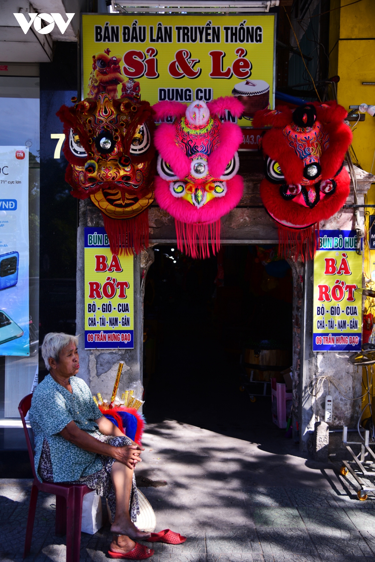 sac mau trung thu o hue hinh anh 12