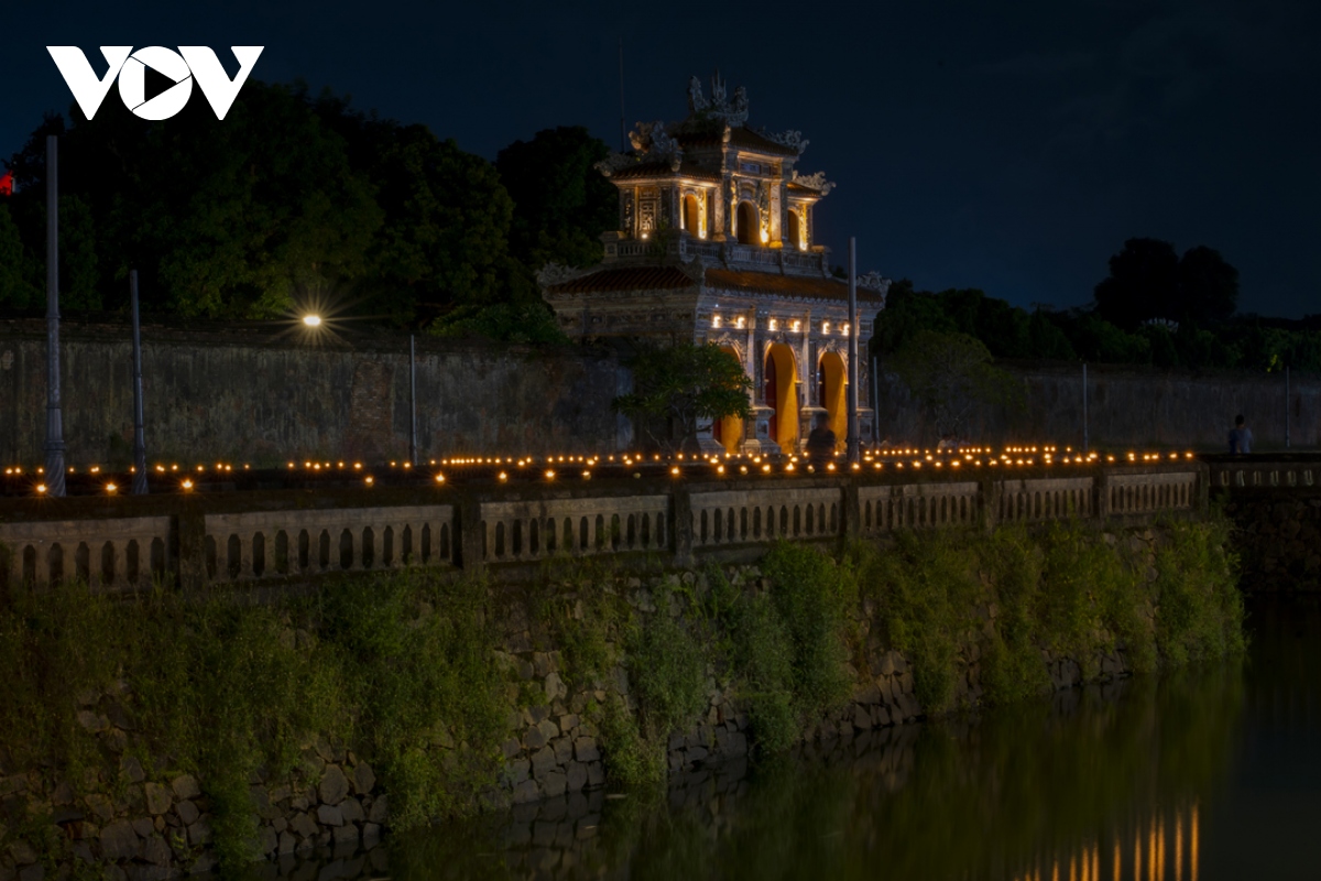 ruoc den trung thu voi cac dong au trong cung hinh anh 14