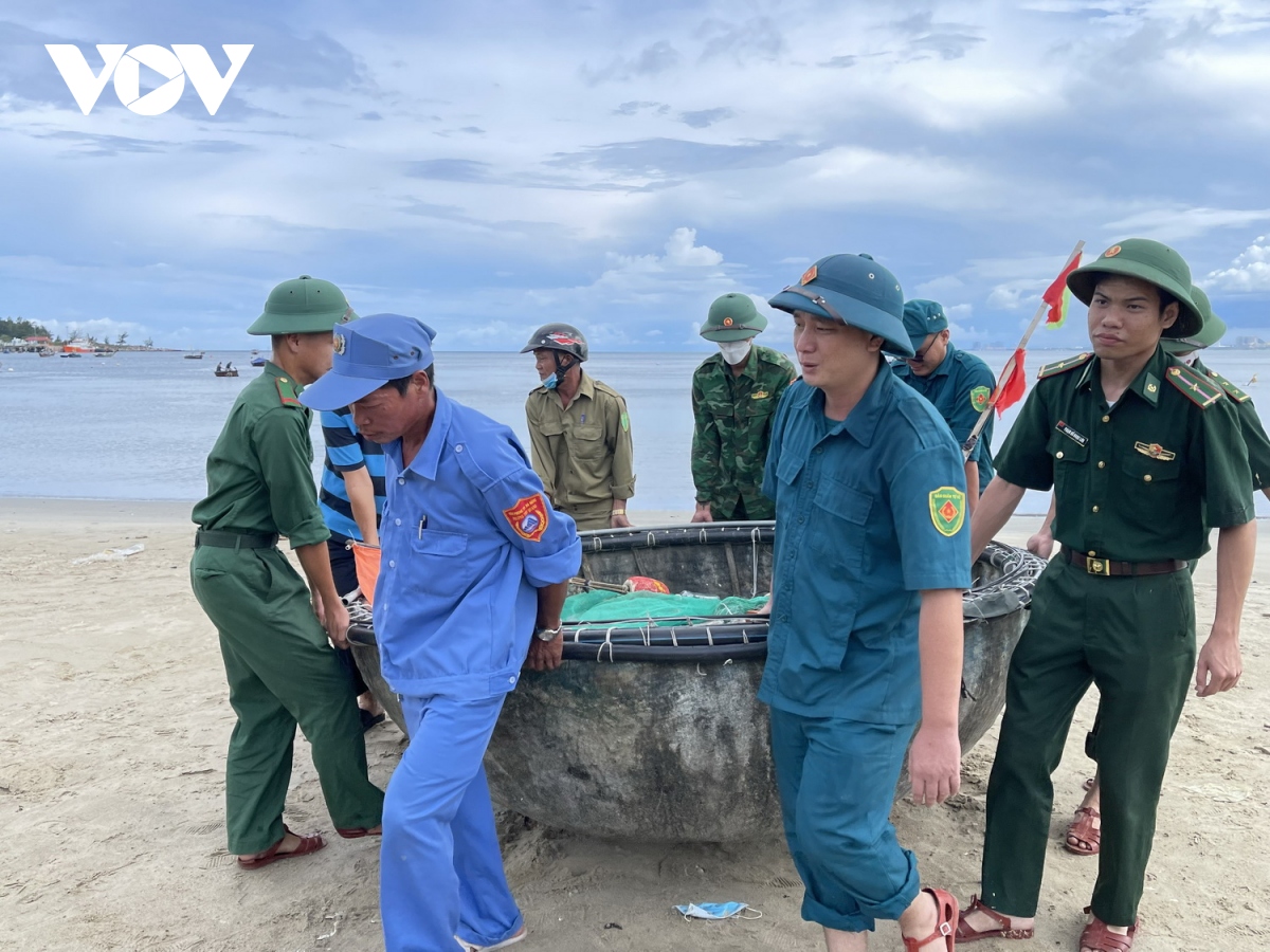 Da nang, ninh thuan len kich ban so tan nguoi dan va tau thuyen tranh bao hinh anh 4