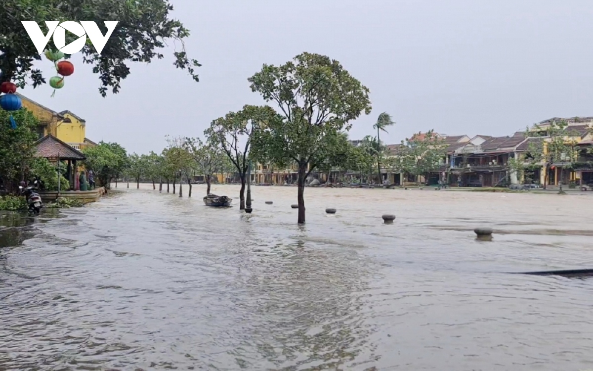 pho co hoi an mua lu thu hut khach quoc te hinh anh 3