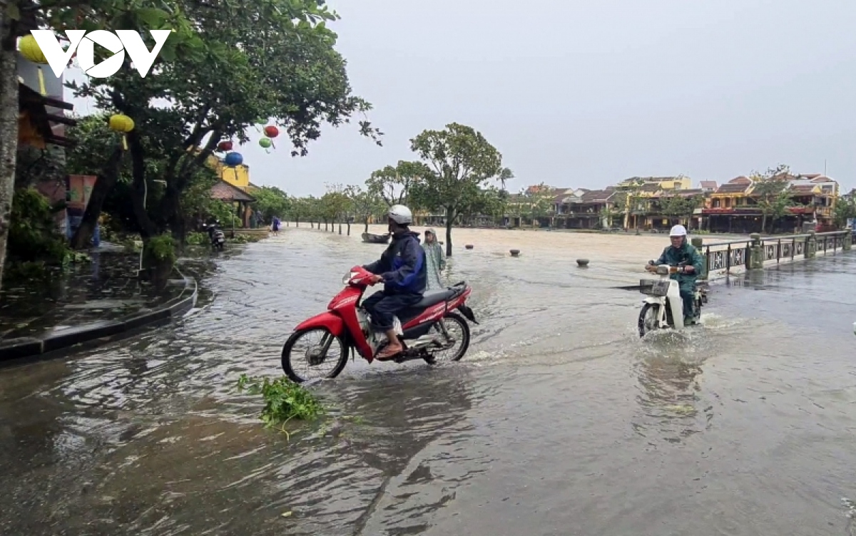 pho co hoi an mua lu thu hut khach quoc te hinh anh 8