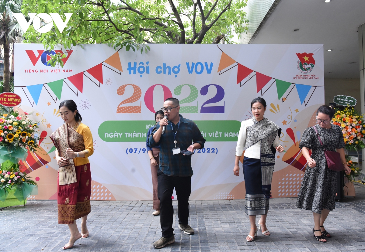 tung bung hoi cho vov 2022 hinh anh 24