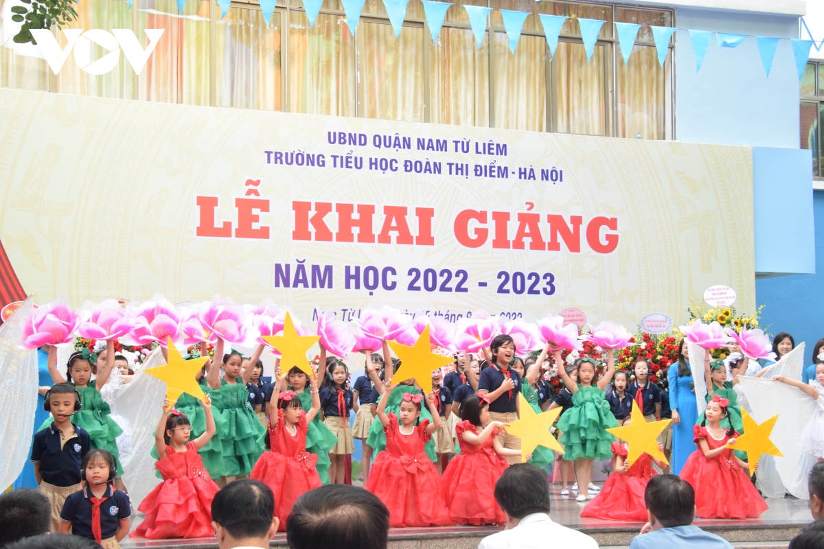 thu tuong du le khai giang tai truong tieu hoc dan lap Doan thi Diem, ha noi hinh anh 4