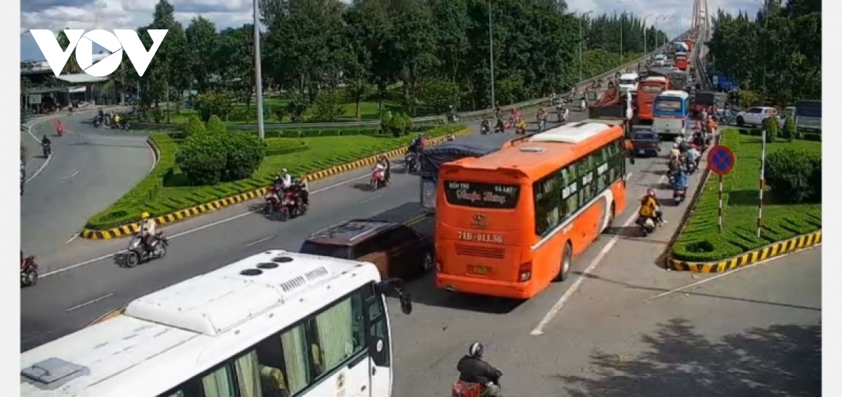 cau rach mieu qua tai, tram thu phi bot cau rach mieu 2 lan xa tram hinh anh 1